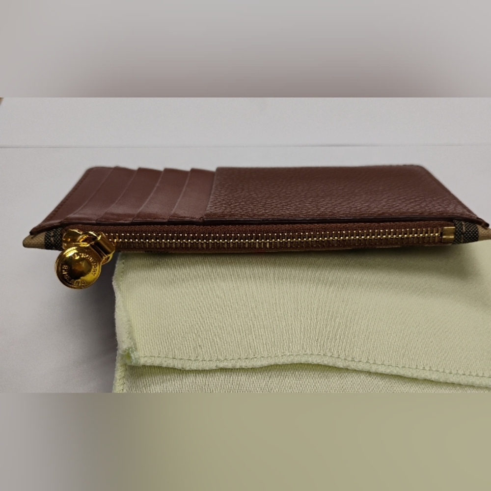 EUC Burberry Zip Card Case - Somerset Vintage Check - Picture 4 of 9